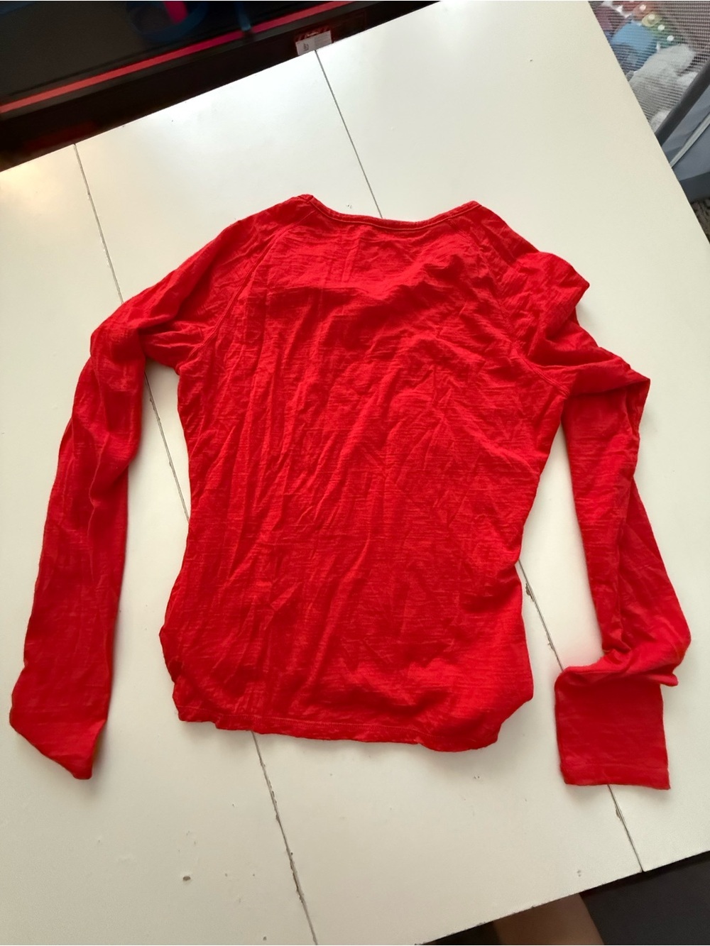Cloudveil Red 100% Merino Wool Long Sleeve Base Layer XS Gorpcore Hiking Bold - Picture 6 of 6